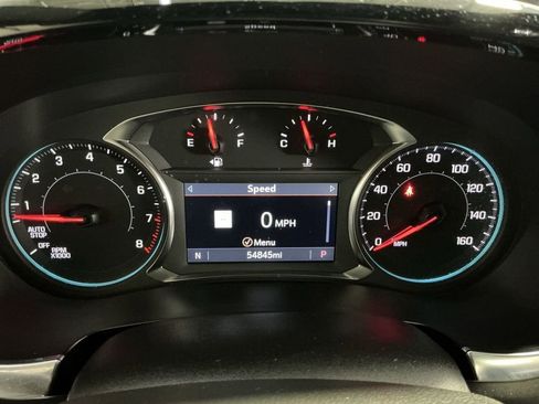 Used 2023 Chevrolet Traverse RS AWD/4WD image 18