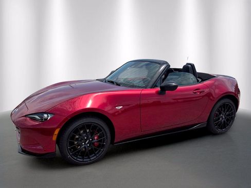 New 2026 MAZDA MX-5 Miata Club w/ Brembo/BBS Recaro Package RWD image 2