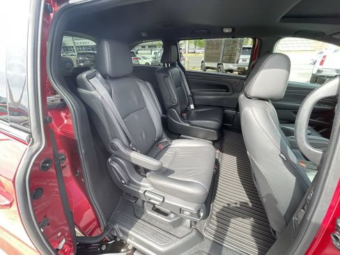 Used 2024 Honda Odyssey Sport image 27