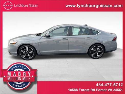 Used 2023 Honda Accord Sport image 1