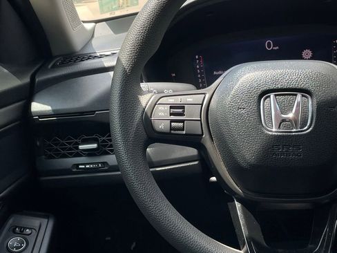 Used 2025 Honda Accord SE image 14