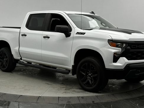 Used 2022 Chevrolet Silverado 1500 Custom Trail Boss w/ Realtree Special Edition image 3