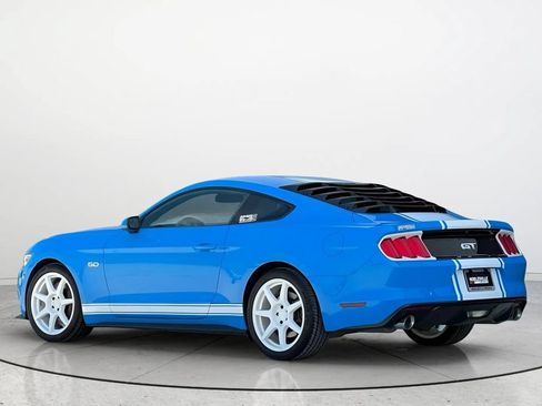 Used 2017 Ford Mustang GT w/ GT Performance Package RWD image 3