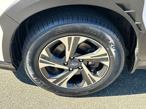 Certified 2024 Subaru Crosstrek 2.0i Premium image 8