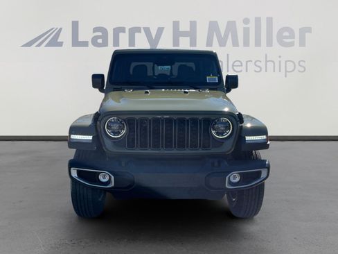 New 2026 Jeep Gladiator Sport image 8