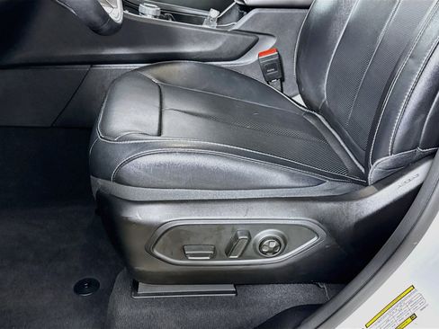 Used 2024 Jeep Grand Cherokee Limited 4xe image 23