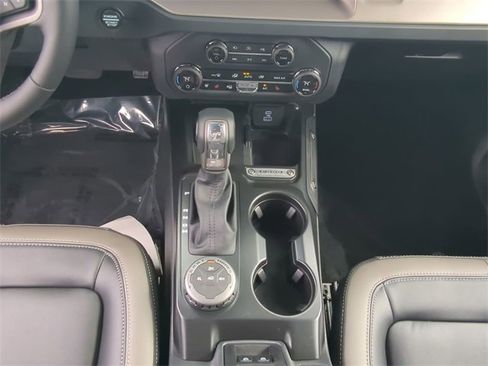 New 2025 Ford Bronco Outer Banks image 20