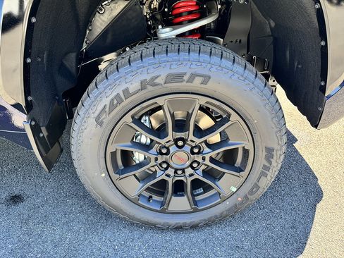 New 2026 Toyota Tundra Platinum AWD/4WD image 25