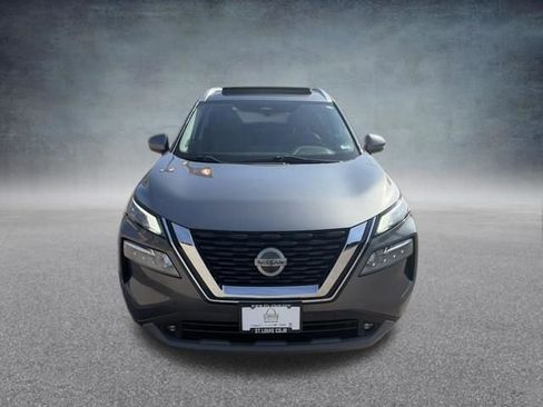 Used 2021 Nissan Rogue SL w/ Premium Package image 16
