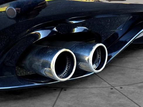 Used 2016 Jaguar F-TYPE R image 45