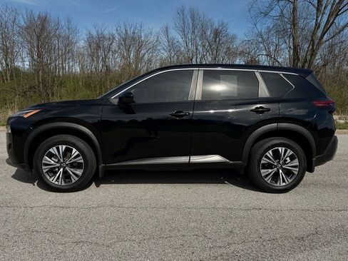 Used 2022 Nissan Rogue SV image 44