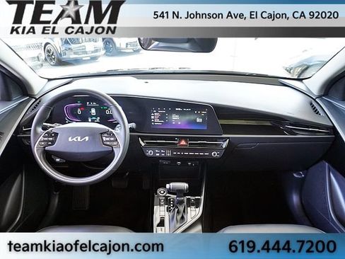Certified 2024 Kia Niro EX FWD image 18
