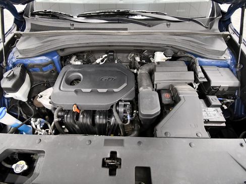 Used 2020 Hyundai Santa Fe Limited AWD/4WD image 12
