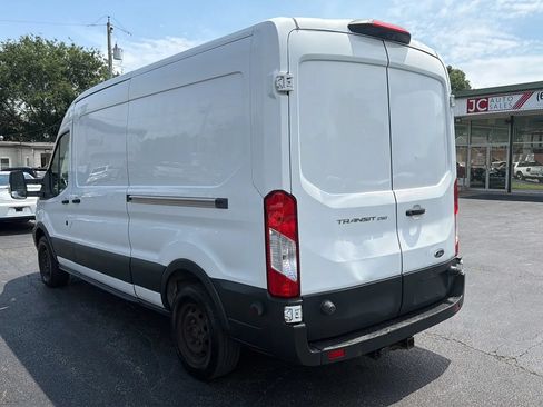 Used 2018 Ford Transit 250 148 Medium Roof RWD image 7