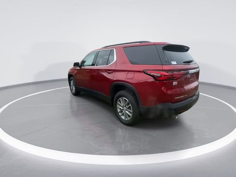 Used 2023 Chevrolet Traverse LT AWD/4WD image 6