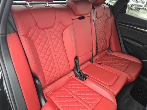Certified 2023 Audi SQ5 Premium Plus w/ Premium Plus Package AWD/4WD image 19
