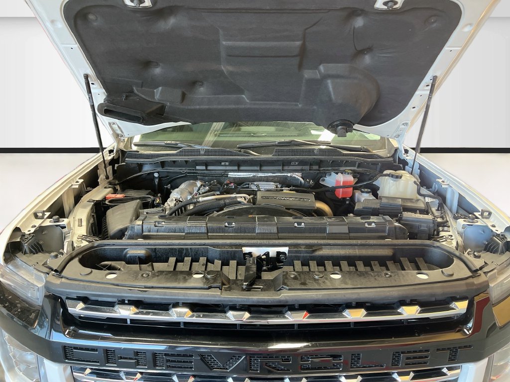 Used 2022 Chevrolet Silverado 2500 LTZ w/ LTZ Premium Package AWD/4WD image 32