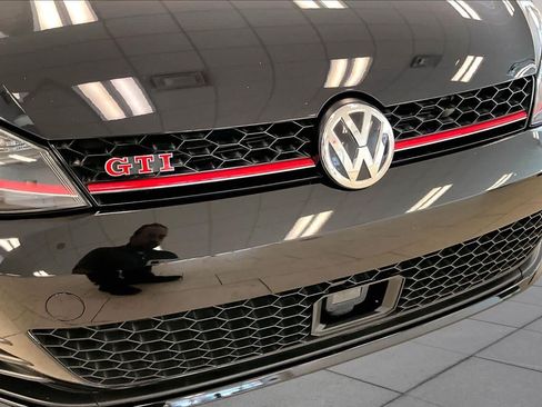 Used 2017 Volkswagen GTI Autobahn FWD image 27