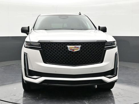 Certified 2023 Cadillac Escalade Premium Luxury image 8