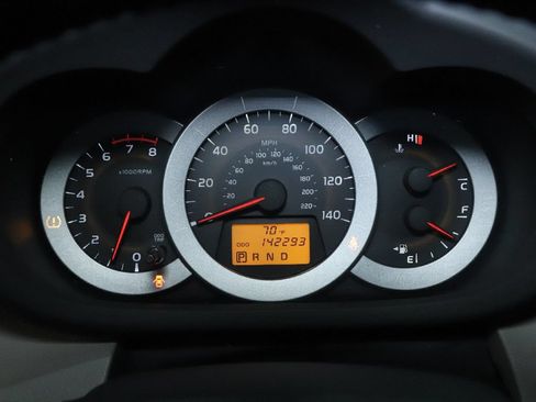Used 2011 Toyota RAV4 Limited w/ Limited Extra Value Pkg AWD/4WD image 24