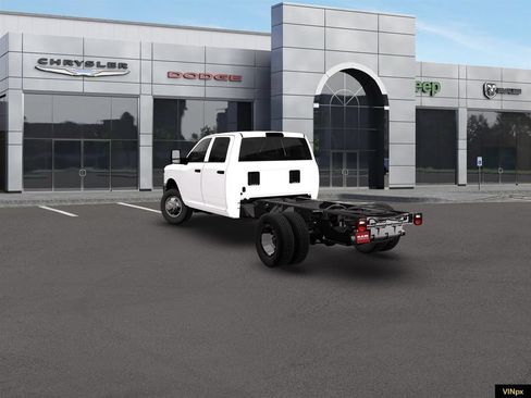 New 2026 RAM 3500 Tradesman w/ Chrome Appearance Group A AWD/4WD image 5