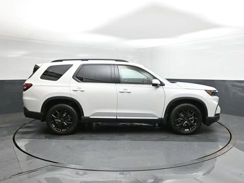 Used 2025 Honda Pilot Touring image 26