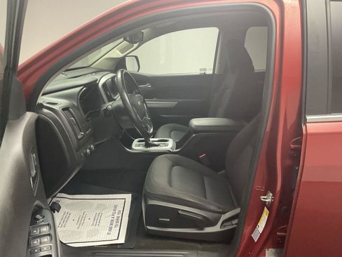 Used 2015 Chevrolet Colorado LT w/ LT Convenience Package AWD/4WD image 11