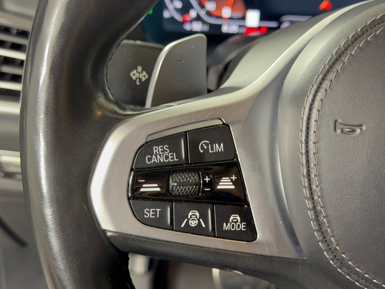 Used 2022 BMW X5 M50i AWD/4WD image 21