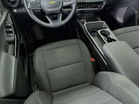 Used 2025 Chevrolet Equinox LT FWD image 27