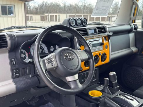 Used 2007 Toyota FJ Cruiser 4WD image 15