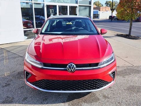New 2026 Volkswagen Jetta SE FWD image 8