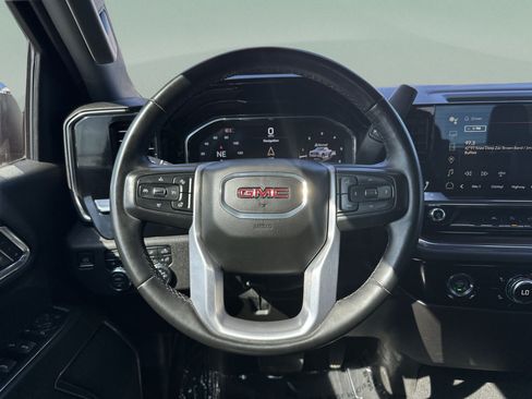 Used 2024 GMC Sierra 1500 SLT AWD/4WD image 28
