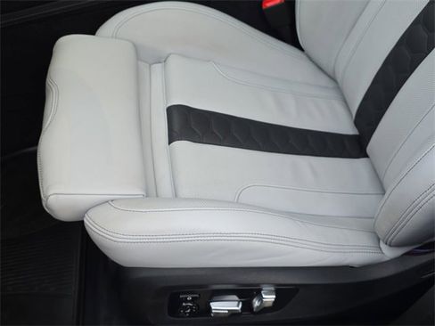 Used 2024 BMW X6 M Competition w/ Executive Package image 32