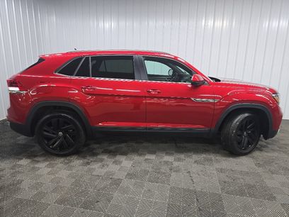 Used 2022 Volkswagen Atlas Cross Sport SE w/ Black Wheel Package