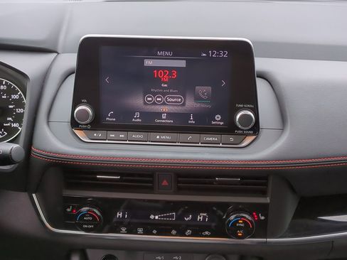 Used 2025 Nissan Rogue Rock Creek image 18