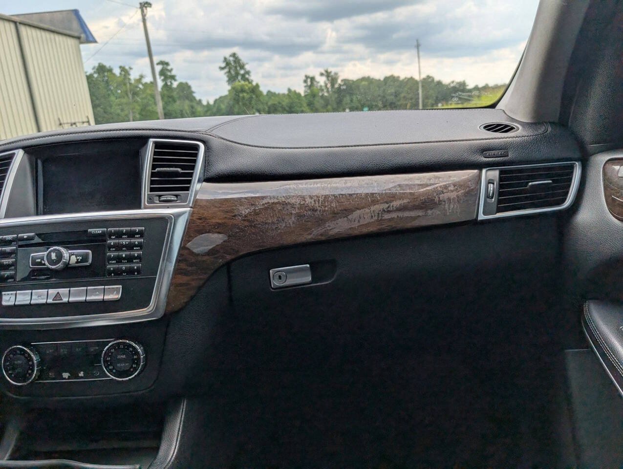 Used 2014 Mercedes-Benz GL 450 4MATIC image 39