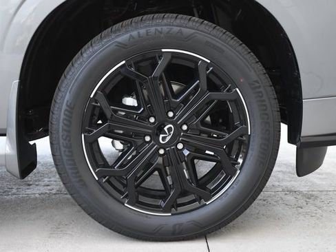 New 2026 INFINITI QX80 4WD w/ Sport Exterior Package image 38