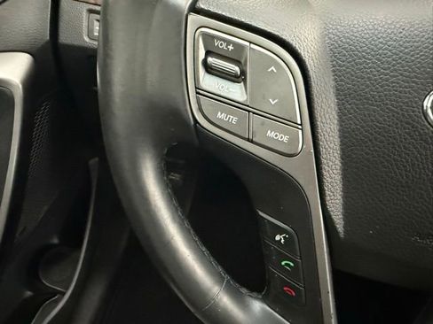 Used 2019 Hyundai Santa Fe XL image 17