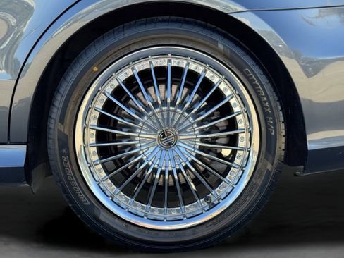 Used 2014 Mercedes-Benz E 350 Sedan image 76