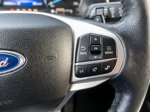 Used 2020 Ford Explorer XLT w/ Equipment Group 202A AWD/4WD image 25