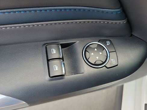 Used 2024 Ford Mustang GT Premium image 18