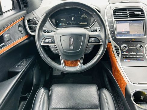 Used 2019 Lincoln Nautilus Reserve w/ Driver Assistance Package image 21