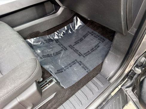 Certified 2018 Ford F150 XLT w/ Equipment Group 302A Luxury image 20