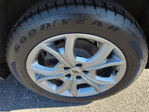 Used 2024 Dodge Hornet R/T AWD/4WD image 12
