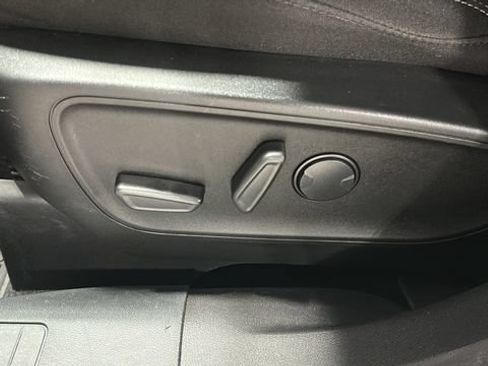 Used 2023 Ford Escape Active AWD/4WD image 9
