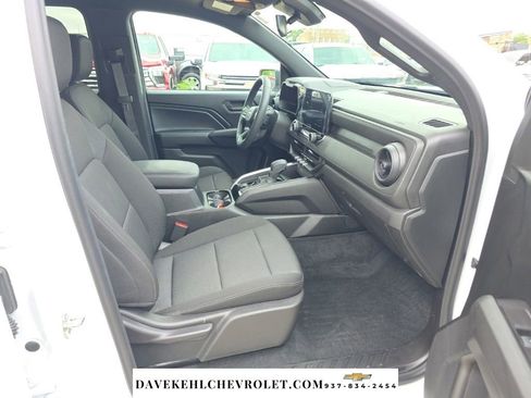 Used 2024 Chevrolet Colorado W/T w/ WT Convenience Package RWD image 31
