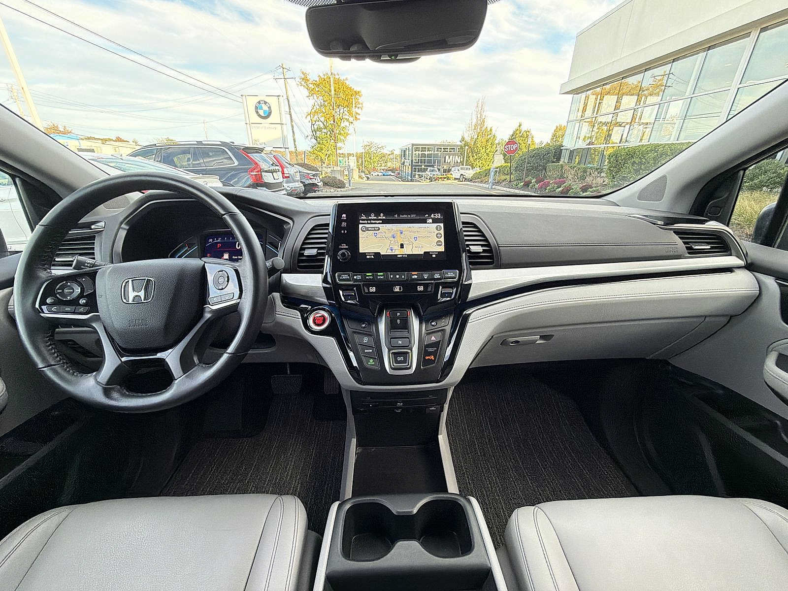 Used 2023 Honda Odyssey Touring image 18