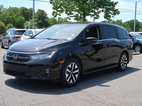 Used 2025 Honda Odyssey EX-L image 5