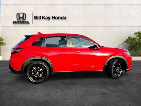 Used 2024 Honda HR-V Sport image 2