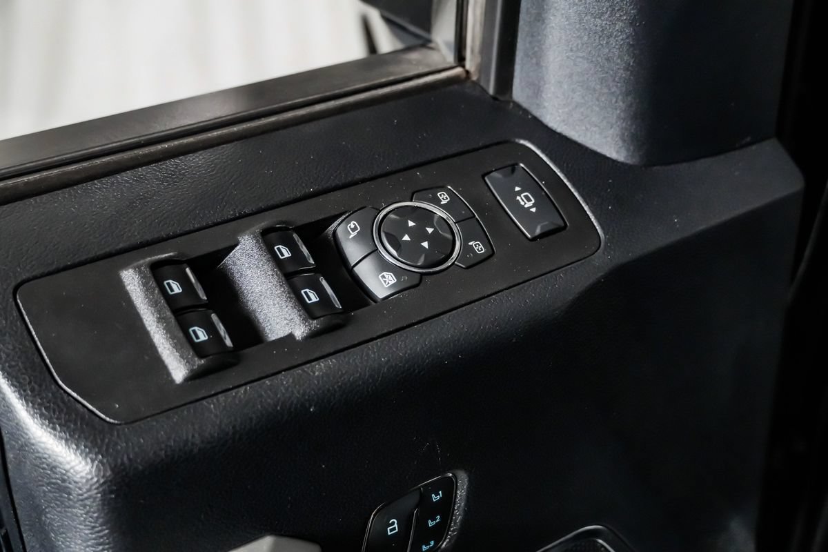 Used 2021 Ford F250 Lariat w/ Lariat Ultimate Package AWD/4WD image 35